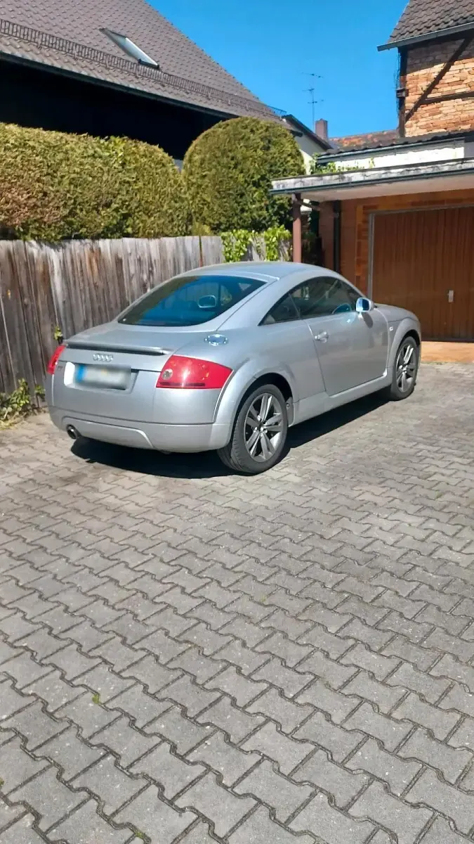 Usata Audi TT 180 CV (132 kW) 2002 Argento Coupé