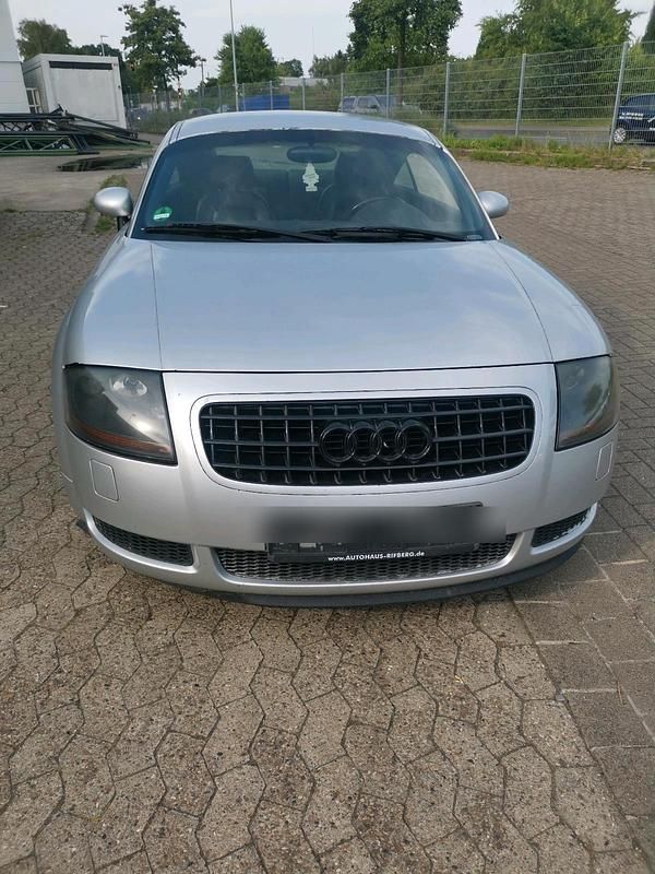 Gebraucht Audi TT 180 PS (132 kW) 2000 Silber Coupé