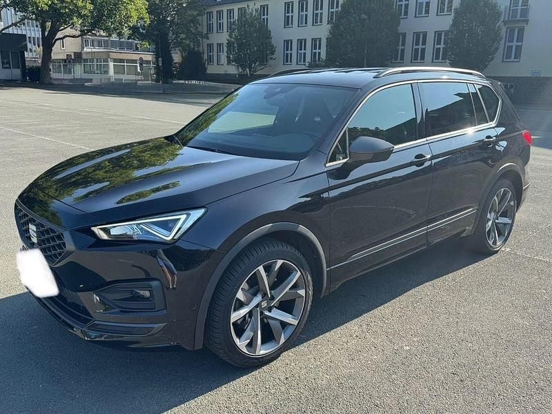 Schwarz Gebraucht 2021 Seat Tarraco 4Drive SUV | 32.900 € (Guter Preis) - Bild 1/4