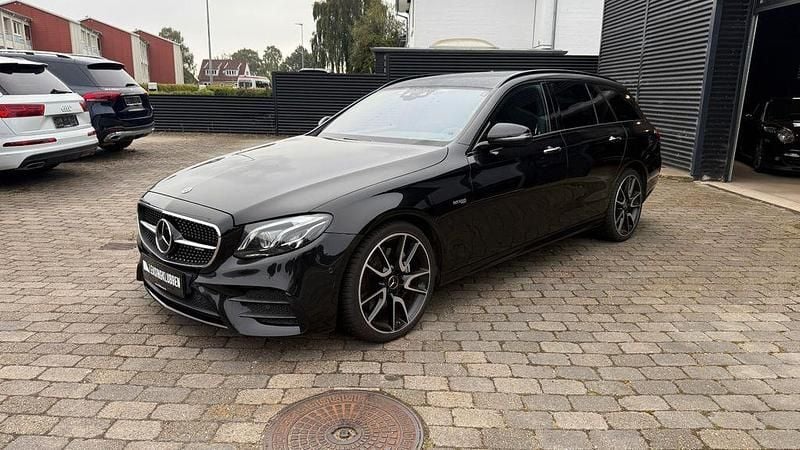 Schwarz Gebraucht 2017 Mercedes E43 AMG AMG Limousine | 28.559 € (Superpreis) - Bild 1/4
