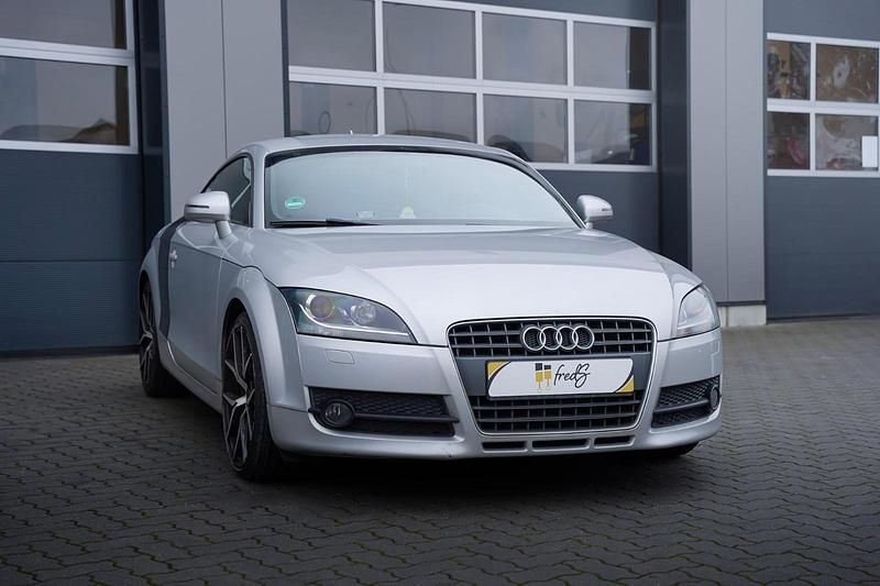 Silber Gebraucht 2006 Audi TT Design Coupé | 6.499 € (Guter Preis) - Bild 1/4