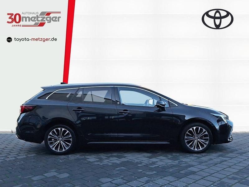 Gebraucht Toyota Corolla Team 141 PS (103 kW) 2025 Schwarz Kombi