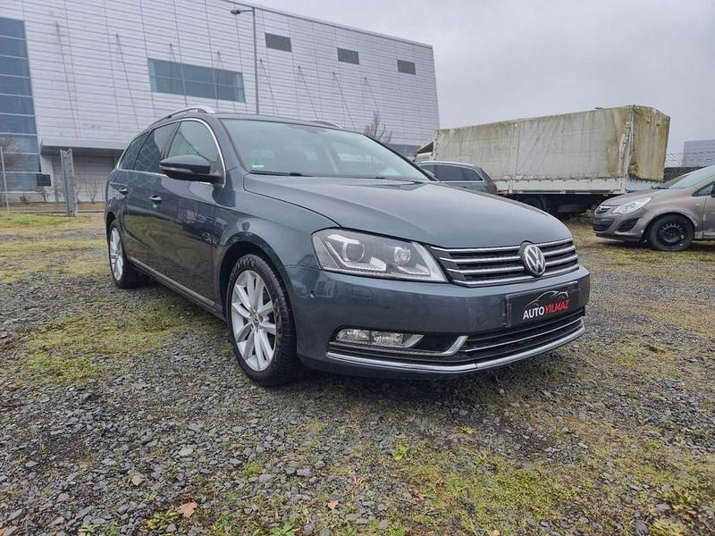 Gebraucht VW Passat Highline 140 PS (102 kW) 2011 Grau Kombi
