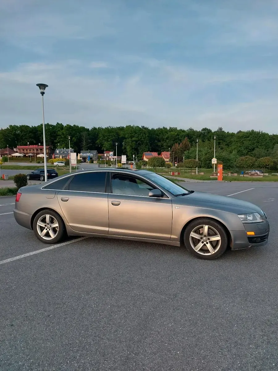 Gebraucht Audi A6 333 PS (244 kW) 2006 Grau Limousine
