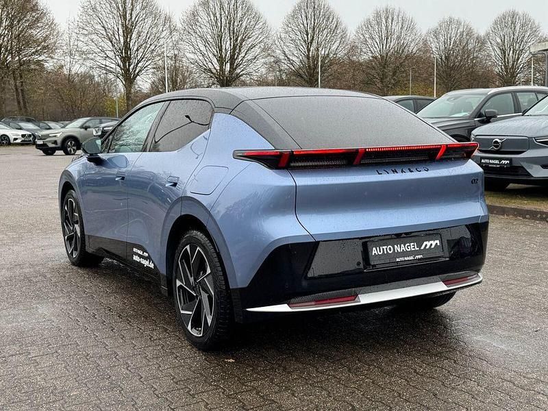 Neu Lynk & Co 02 200 kW (272 PS) 2026 Blau SUV