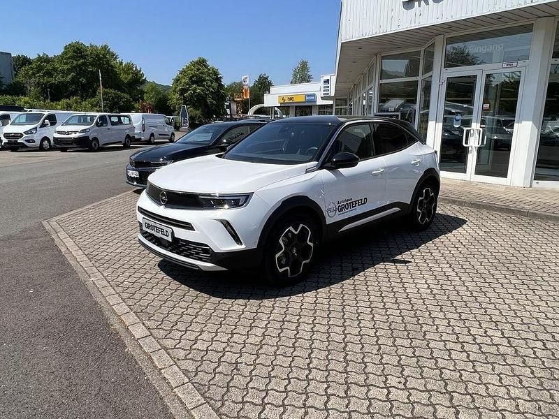 Gebraucht Opel Mokka-e Ultimate 100 kW (136 PS) 2022 Weiß SUV