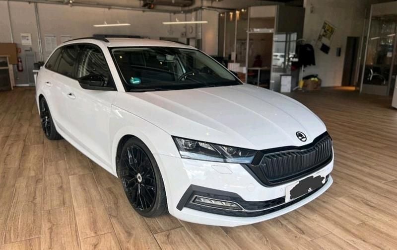 Weiß Gebraucht 2021 Skoda Octavia Kombi | 18.400 € (Fairer Preis) - Bild 1/4