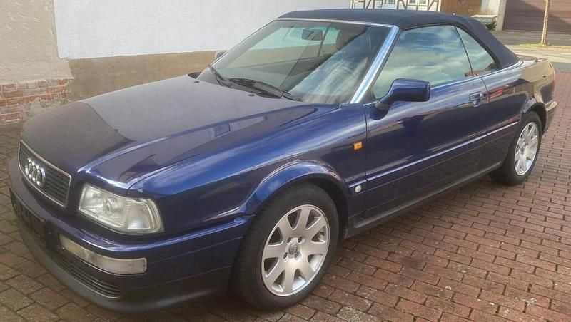 Usado Audi 80 150 HP (110 kW) 1998 Azul Cabrios