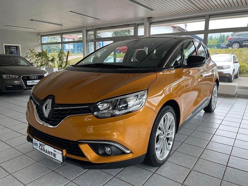 Gelb Gebraucht 2018 Renault Scénic IV Experience Van / Kleinbus | 11.999 € (Fairer Preis) - Bild 1/4