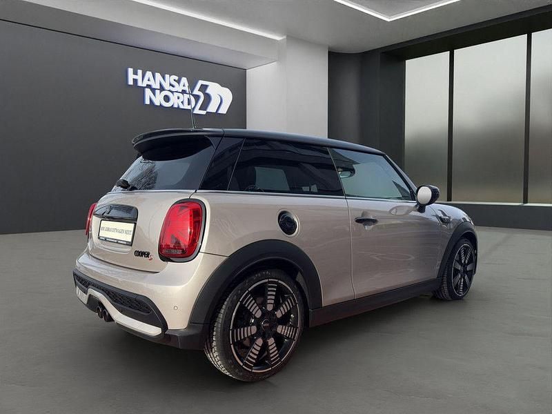 Gebraucht Mini Cooper S Classic 178 PS (130 kW) 2022 Grau Kleinwagen