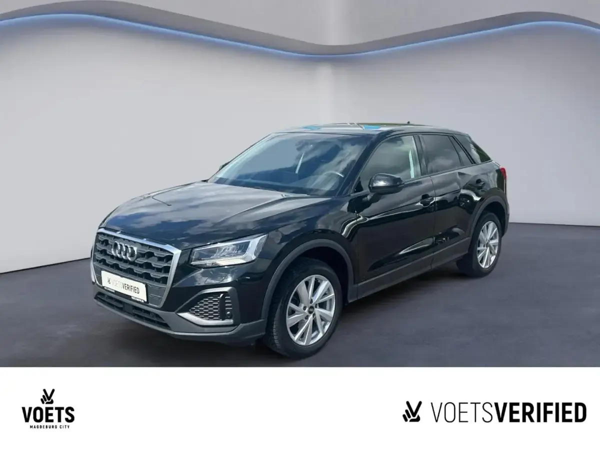 Gebraucht Audi Q2 Basis 150 PS (110 kW) 2022 Schwarz SUV