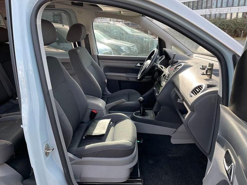 Gebraucht VW Caddy 109 PS (80 kW) 2010 Grau Van / Kleinbus