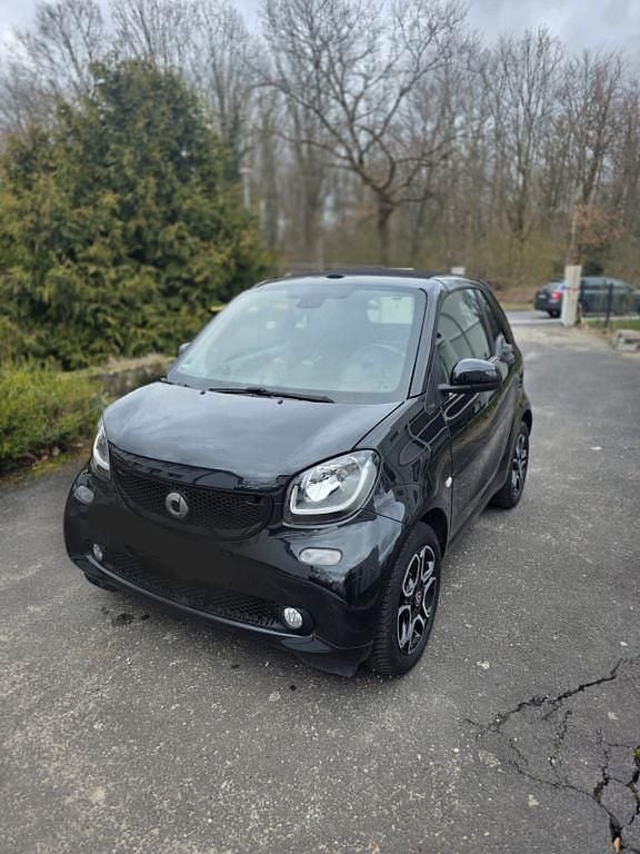 Gebraucht Smart ForTwo Cabrio Prime 71 PS (52 kW) 2018 Schwarz Cabrio