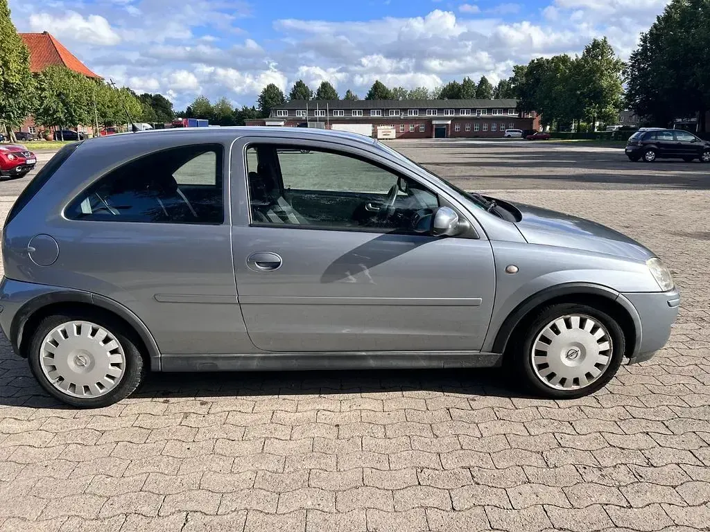 Gebraucht Opel Corsa 80 PS (58 kW) 2005 Grau Kleinwagen