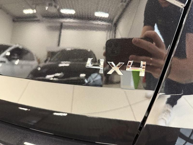 Gebraucht Skoda Karoq Tour 150 PS (110 kW) 2025 Schwarz SUV