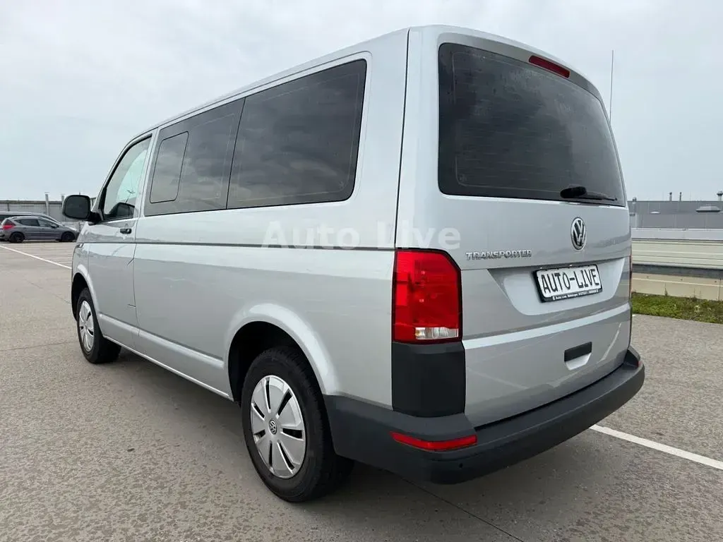 Second-hand VW Transporter 150 CP (110 kW) 2021 Argintiu Van