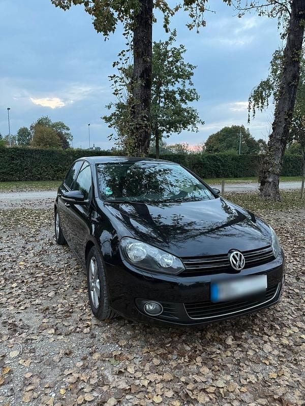 Gebraucht VW Golf VI Style 86 PS (63 kW) 2011 Schwarz Kleinwagen