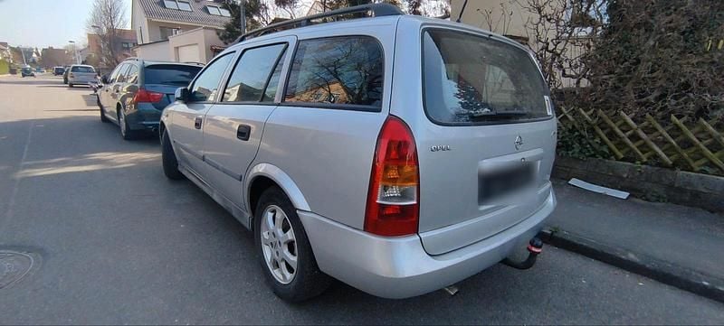 Second-hand Opel Astra 84 CP (61 kW) 2001 Argintiu Break
