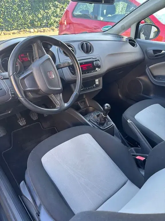 Gebraucht Seat Ibiza SC Style 105 PS (77 kW) 2012 Schwarz Kleinwagen