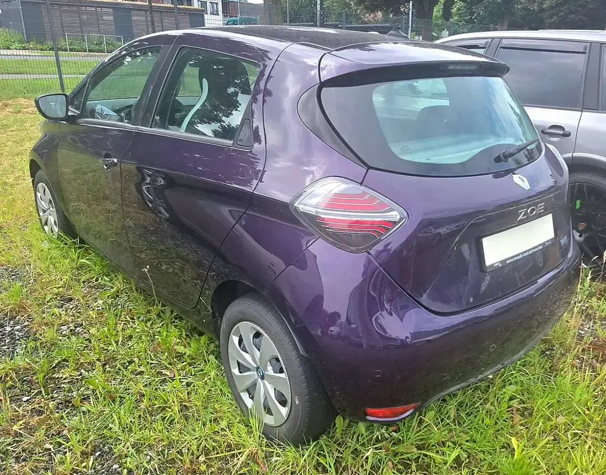 Gebraucht Renault Zoe 80 kW (109 PS) 2020 Violett Kleinwagen