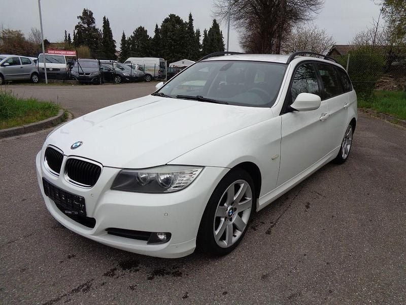 Gebraucht BMW 318 143 PS (105 kW) 2009 Weiß Kombi