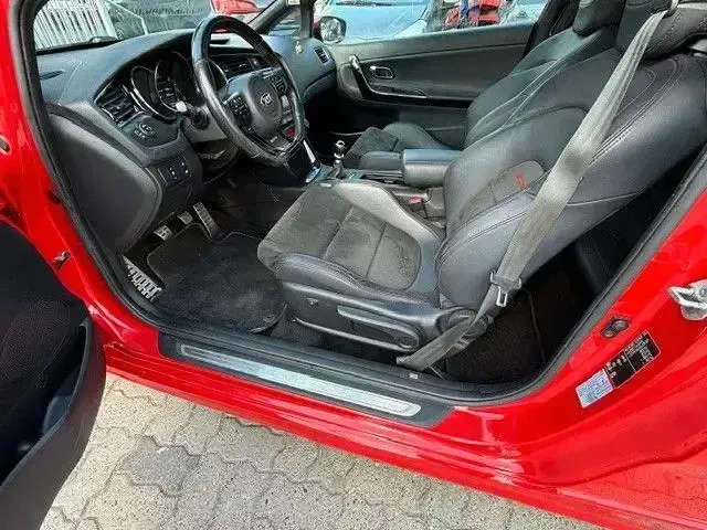 Gebraucht Kia ProCeed GT-Track 204 PS (150 kW) 2017 Track red Kleinwagen
