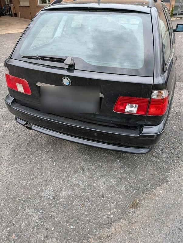 Gebraucht BMW 525 192 PS (141 kW) 2002 Schwarz Kombi