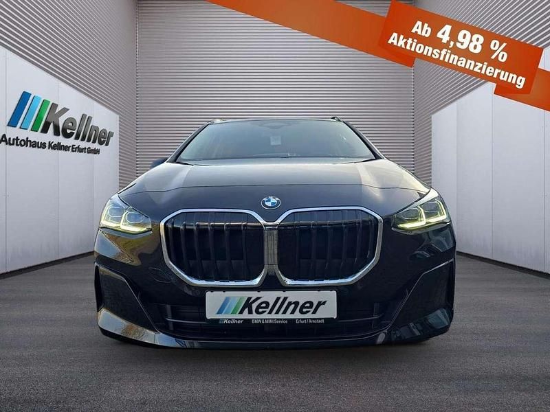Gebraucht BMW 220 156 PS (114 kW) 2025 Saphirschwarz Kombi