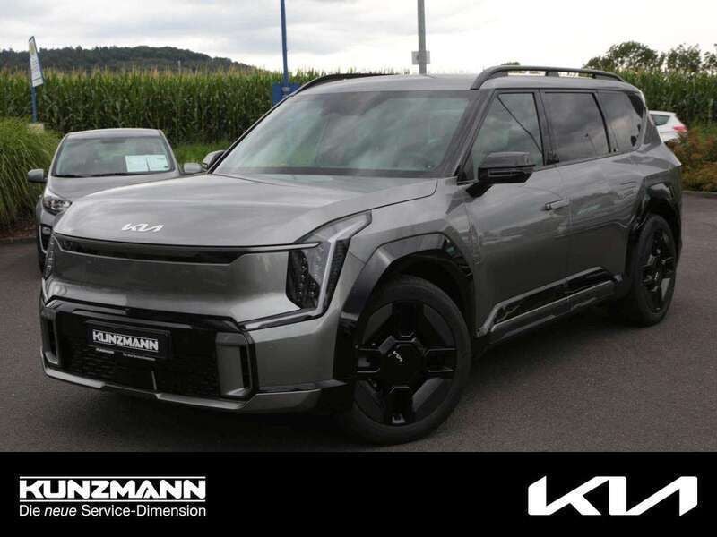 Pebble grey metallic Gebraucht 2024 Kia EV9 GT-Line SUV | 66.880 € (Fairer Preis) - Bild 1/4