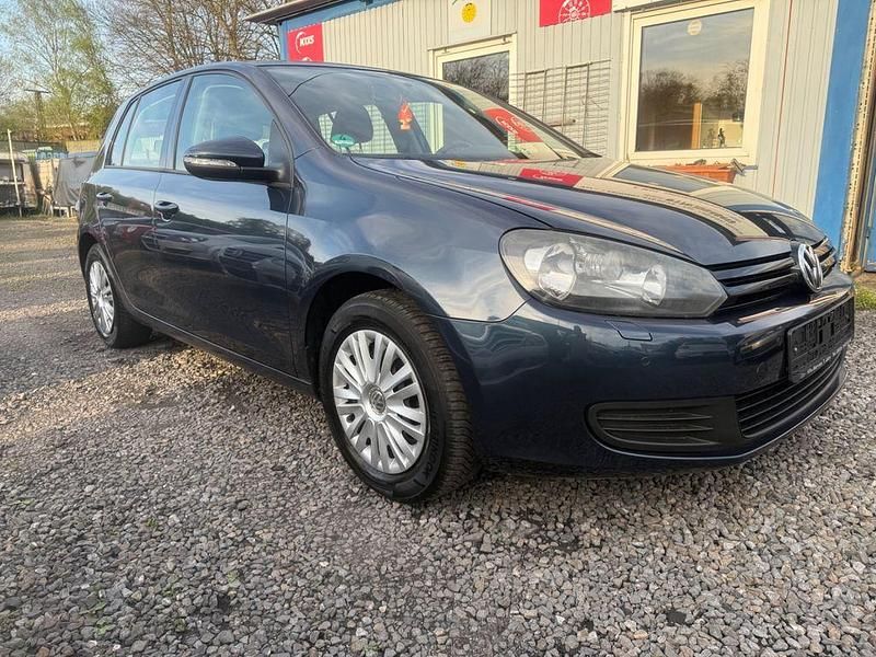 Gebraucht VW Golf VII Trendline 86 PS (63 kW) 2012 Blau Limousine