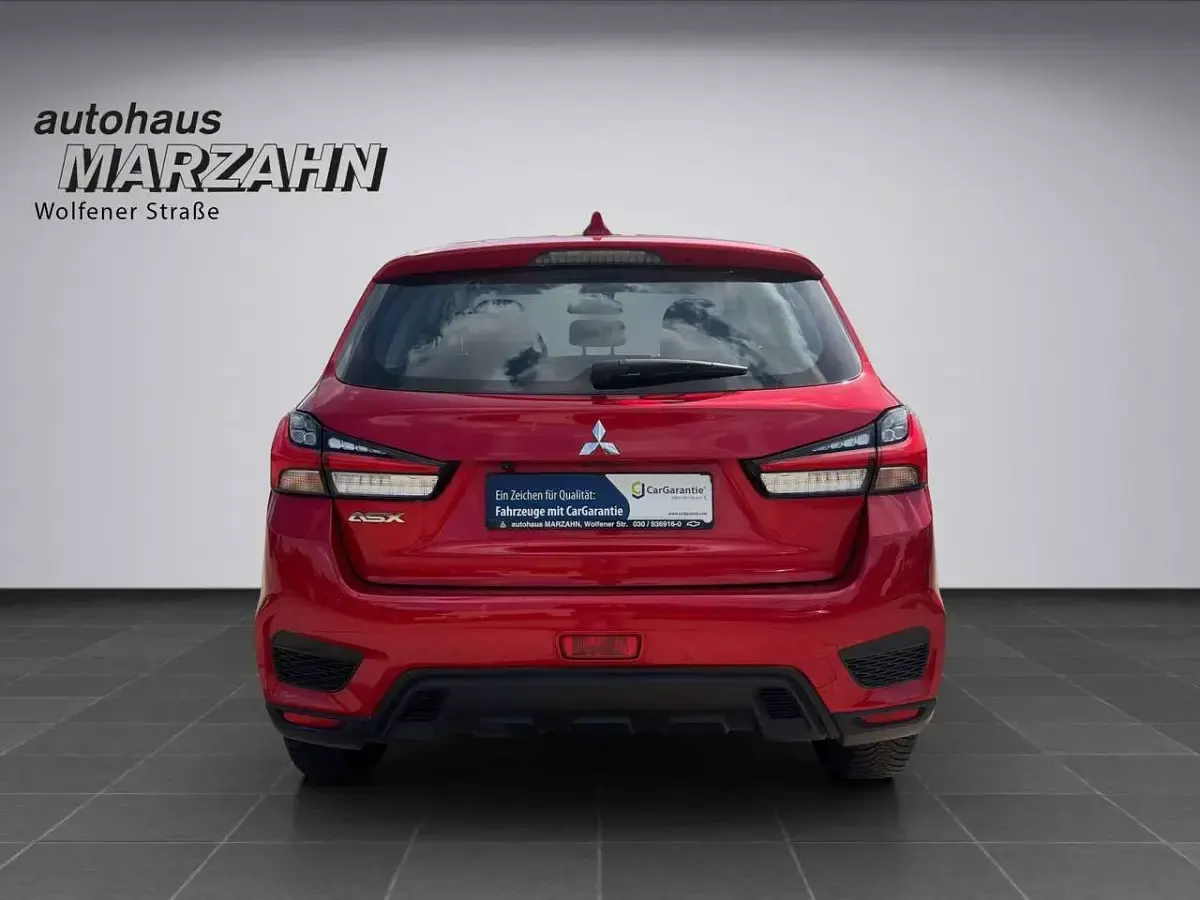 Gebraucht Mitsubishi ASX Spirit 150 PS (110 kW) 2021 Dynamik rot (d) SUV