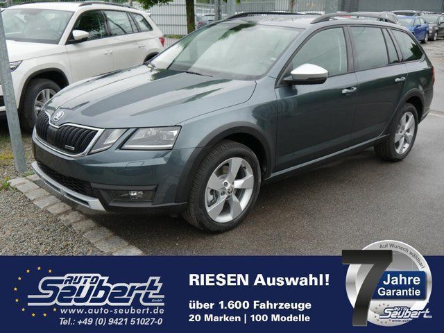 Grau metallic Gebraucht 2019 Skoda Octavia Scout 4x4 Kombi | 31.990 € - Bild 1/4