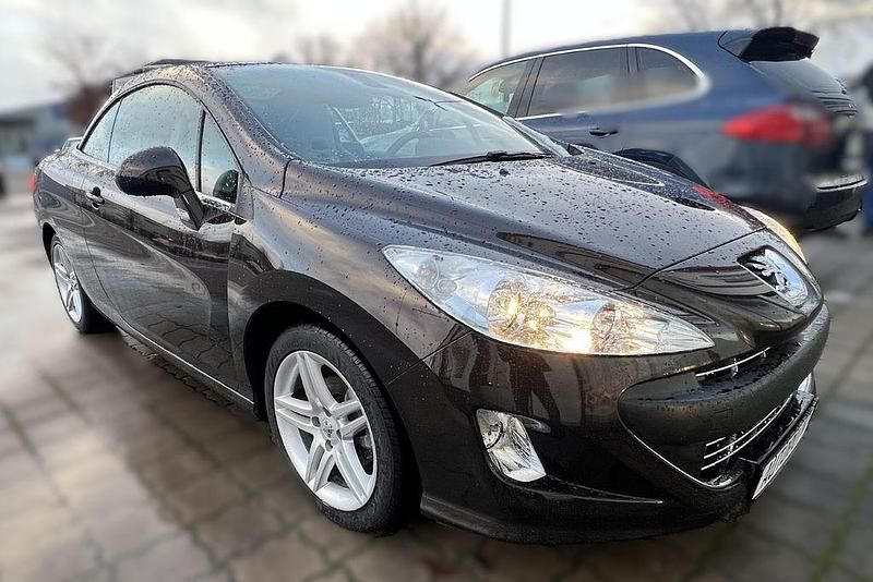 Gebraucht Peugeot 308 CC Premium 120 PS (88 kW) 2009 Terre d'ombre Cabrio