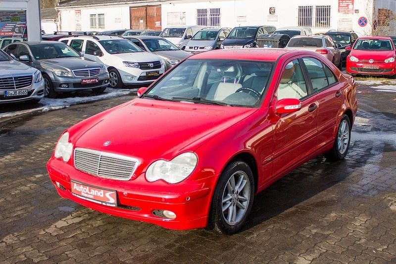 Gebraucht Mercedes C180 Classic 143 PS (105 kW) 2003 Rot Limousine