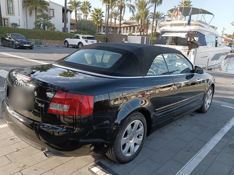 Gebraucht Audi A4 Cabriolet 170 PS (125 kW) 2002 Schwarz Cabrio