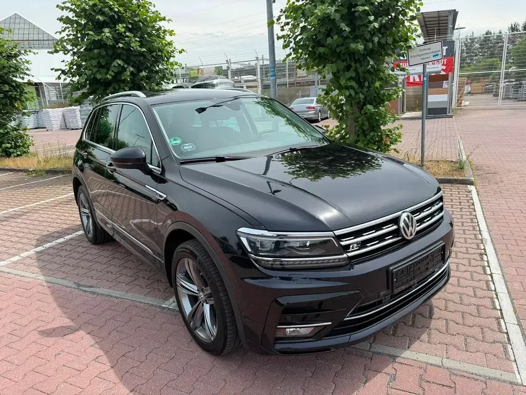 Gebraucht VW Tiguan R-line 239 PS (175 kW) 2018 Schwarz SUV