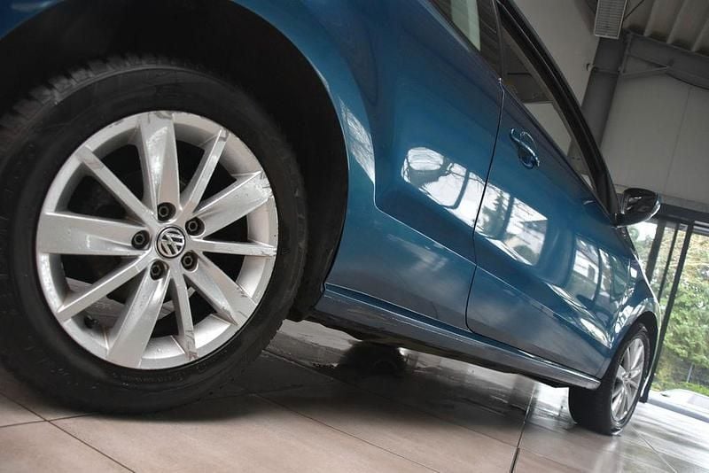 Gebraucht VW Polo Comfortline 90 PS (66 kW) 2017 Blau Kleinwagen