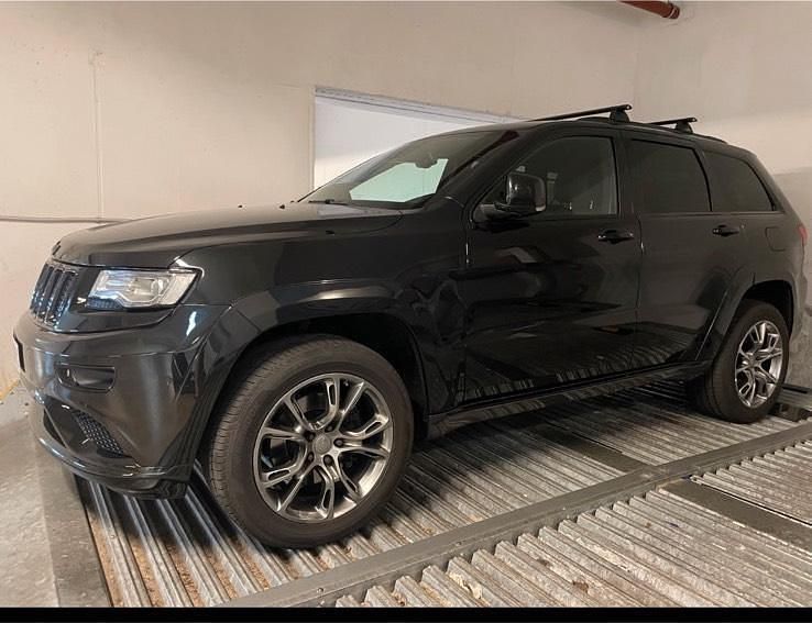 Gebraucht Jeep Grand Cherokee Summit 250 PS (183 kW) 2016 Schwarz SUV