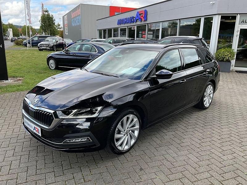 Schwarz Gebraucht 2020 Skoda Octavia Style Kombi | 16.900 € (Superpreis) - Bild 1/4