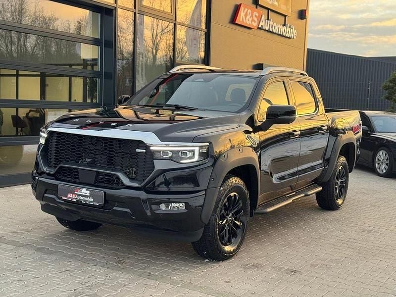 Neu Foton 4 173 PS (127 kW) 2026 Schwarz SUV