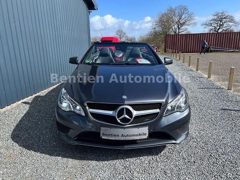 Gebraucht Mercedes E200 Sport 184 PS (135 kW) 2016 Grau Cabrio