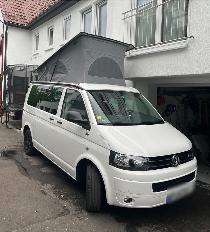 Weiß Gebraucht 2015 VW T5 California Van | 37.500 € - Bild 1/4