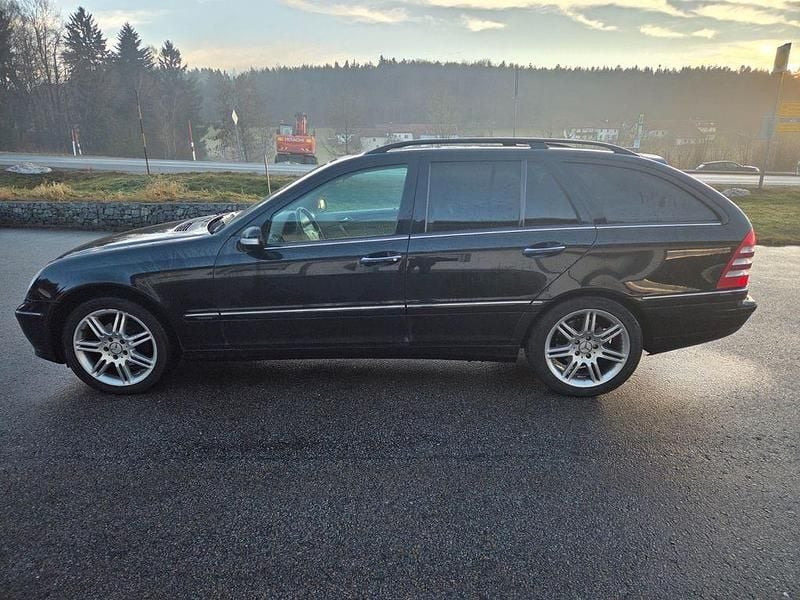Gebraucht Mercedes C200 Elegance 163 PS (119 kW) 2006 Schwarz Kombi