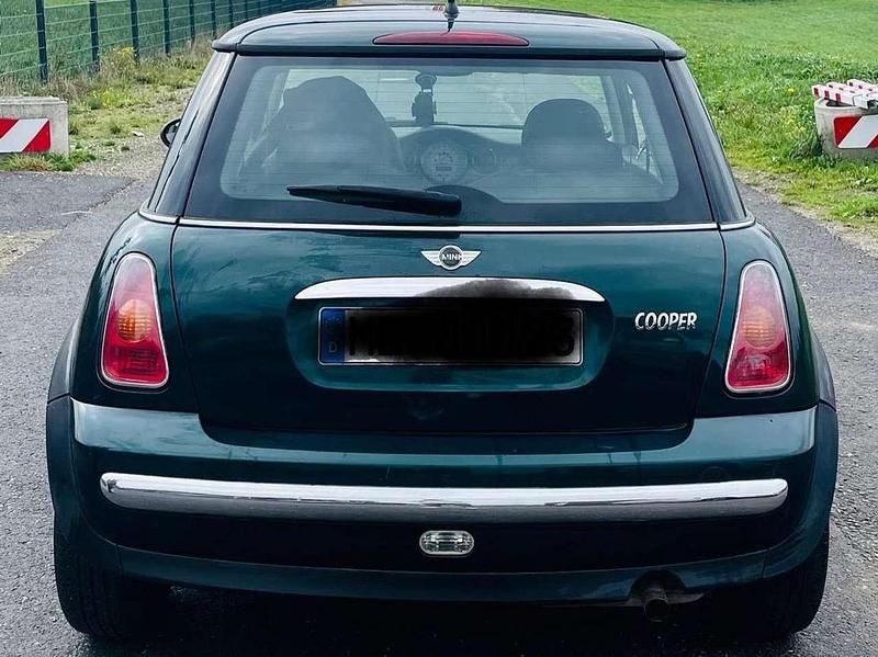 Usata Mini Cooper 116 CV (85 kW) 2002 Verde Utilitaria
