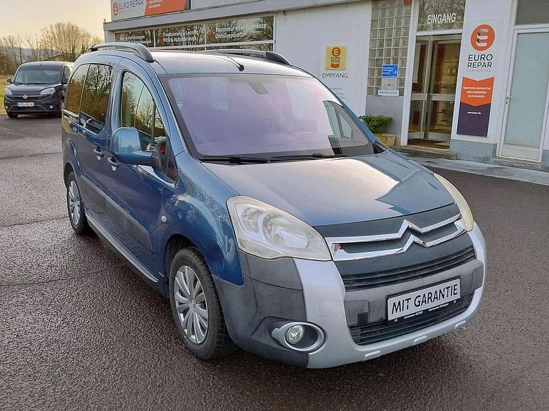 Kyanos blau Gebraucht 2010 Citroën Berlingo XTR Van / Kleinbus | 5.900 € (Etwas zu teuer) - Bild 1/4