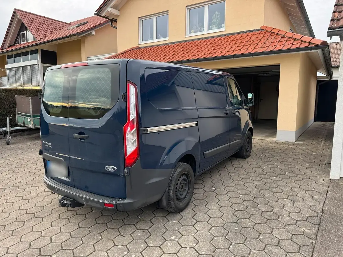 Gebraucht Ford Transit Custom 170 PS (125 kW) 2017 Blau Van / Kleinbus