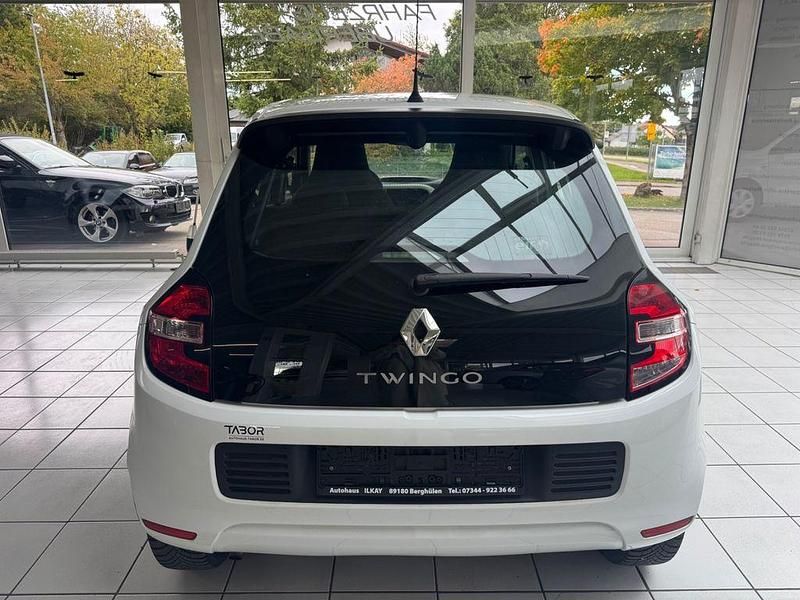 Gebraucht Renault Twingo Life 69 PS (50 kW) 2016 Weiß Kleinwagen