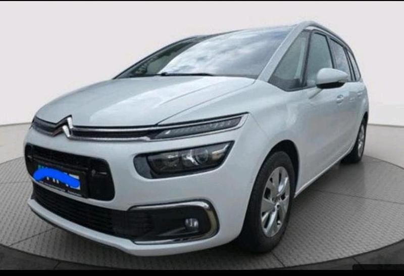 Weiß Gebraucht 2017 Citroën C4 Van / Kleinbus | 16.900 € - Bild 1/4