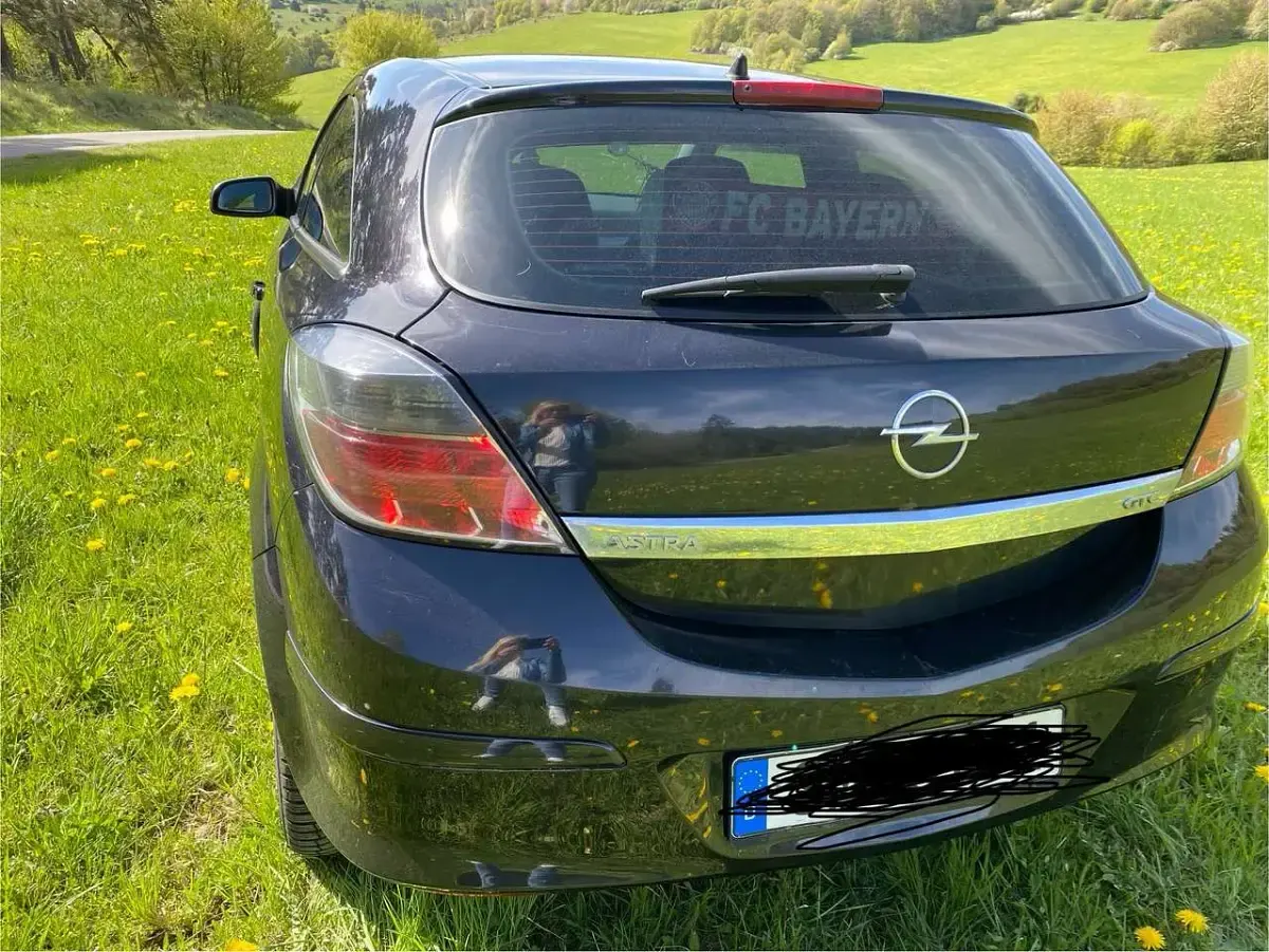 Gebraucht Opel Astra 147 PS (108 kW) 2006 Schwarz Coupé