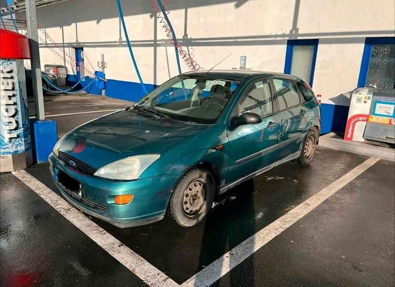 Gebraucht Ford Focus 101 PS (74 kW) 1999 Grün Kleinwagen